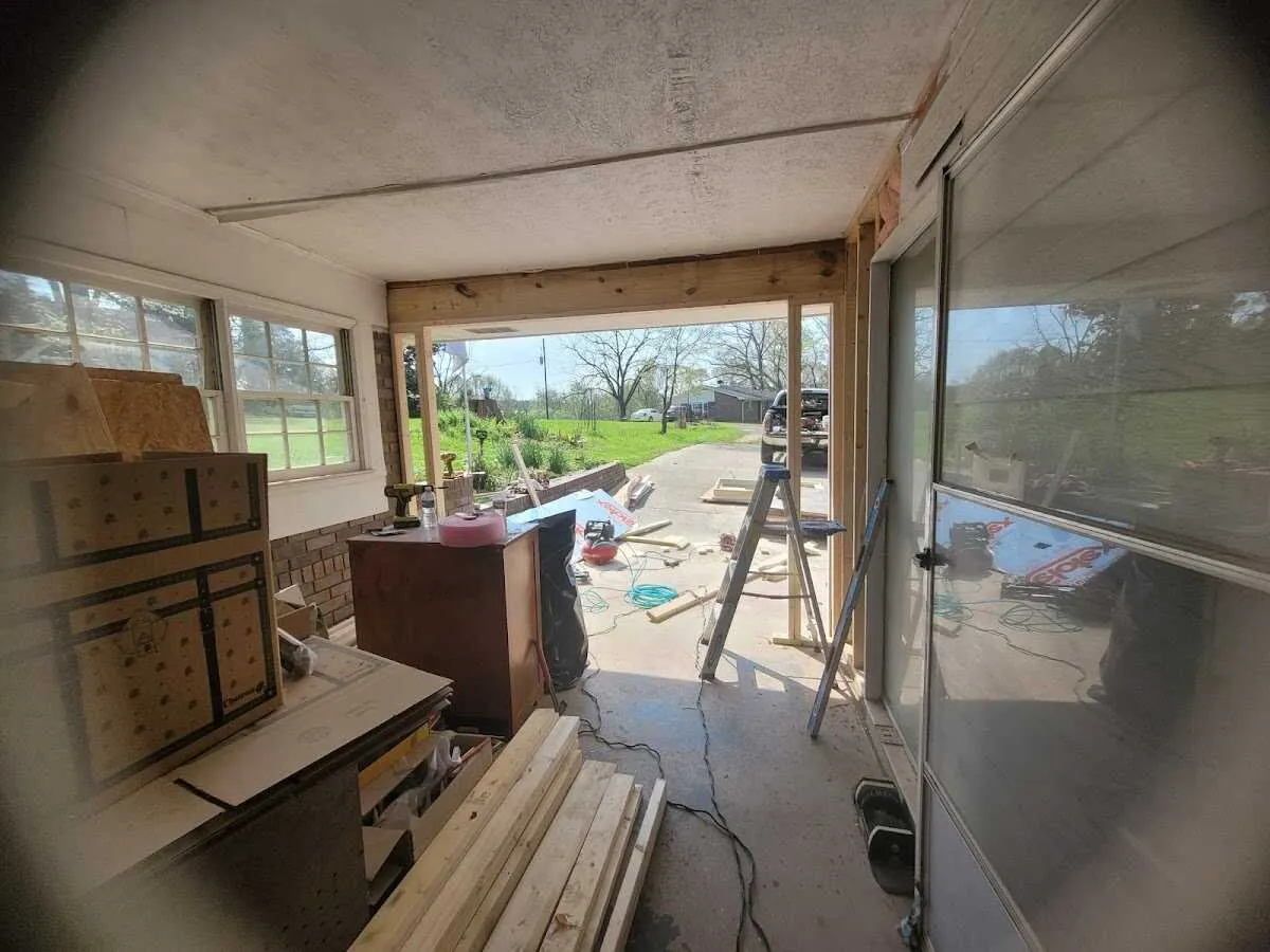 Air movers and dehumidifier for Water Mitigation Services in Upper St. Clair
